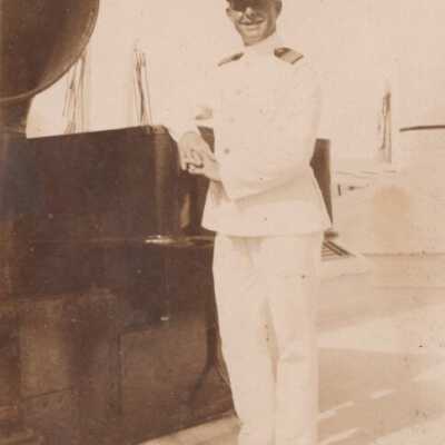 An officer on a ship: Copyright: © Key West Art & Historical Society; Origformat: Print-Photographic