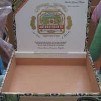         Box (inside)
   
