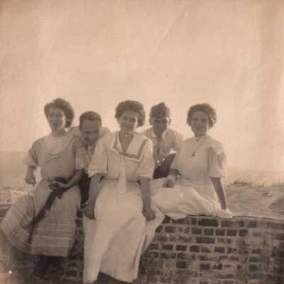 Unknown women and men: Copyright: © Key West Art & Historical Society; Origformat: Print-Photographic