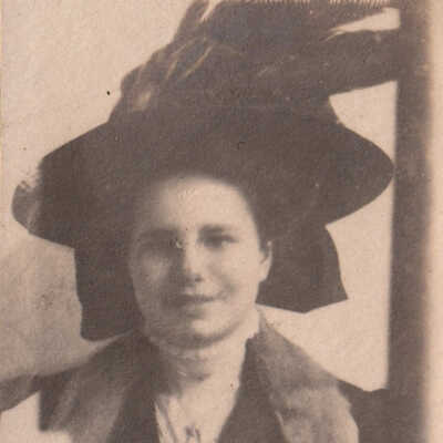 Unknown woman