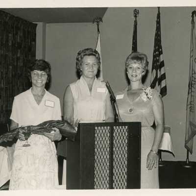 3 Unknown woman at the podium