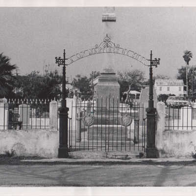 A Los Martires de Cuba Plot