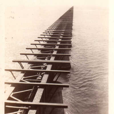 Old Seven Mile Bridge construction