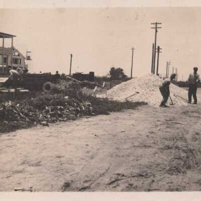 Unknown men working near a rock pile: Copyright: © Key West Art & Historical Society; Origformat: Print-Photographic