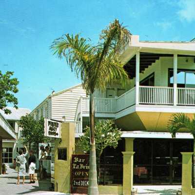 Pirate’s Alley Shops