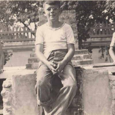 Children at the Key West Lighthouse