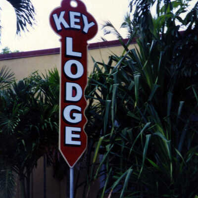 Key Lodge Motel Sign