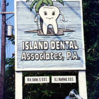 Island Dental Associates Sign
