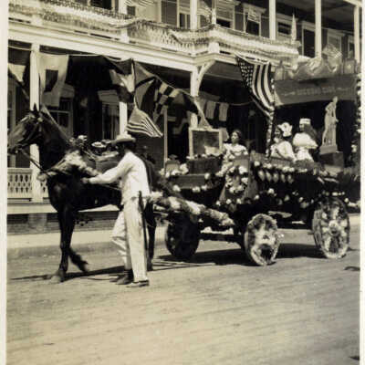 Sociedad Cuba Parade Float