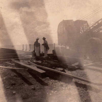 Old Seven Mile Bridge construction