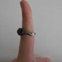          Ring
   