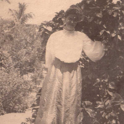 Unknown woman