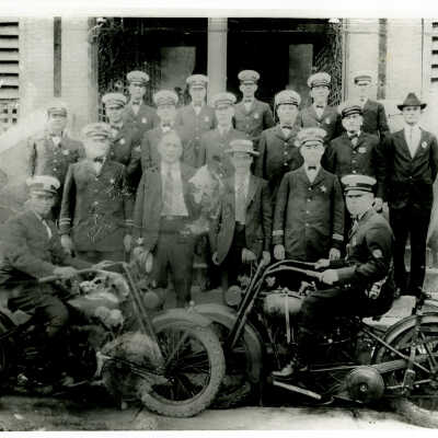 Mayor Leslie A. Curry and Key West Police