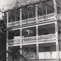 Island City Guest House