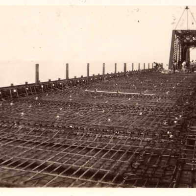 Old Seven Mile Bridge construction