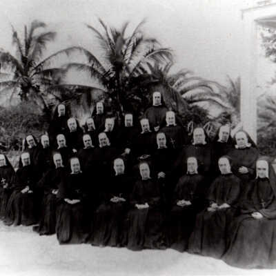 Sisters of the Holy Name