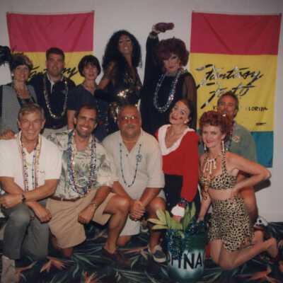 Unknown people at an award ceremony.