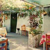 Francesco’s El Patio Continental Restaurant