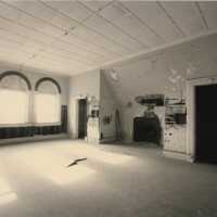 A gallery on the first floor.