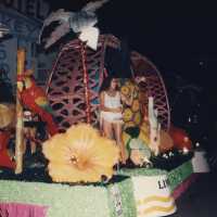 Float number 32 in the parade.