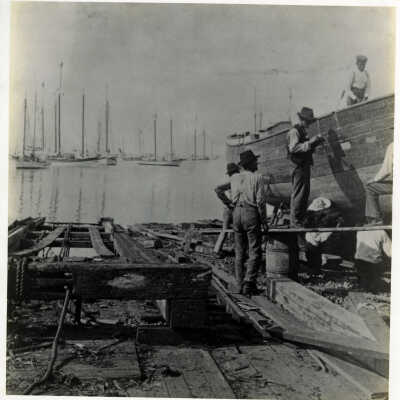 Caulking a Sponge Boat at Key West