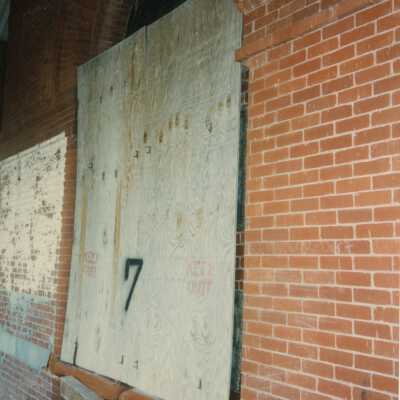 A window labeled number 7.