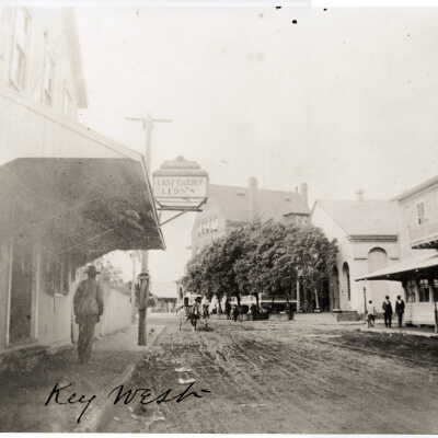 Last Chance Leon's Saloon