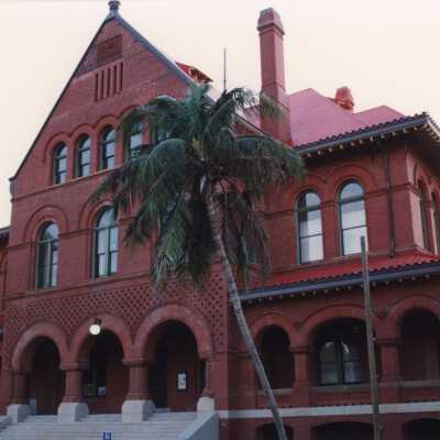 The front of the Custom House.