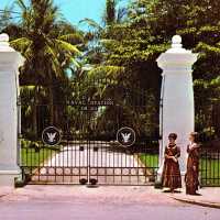 Presidential Gates