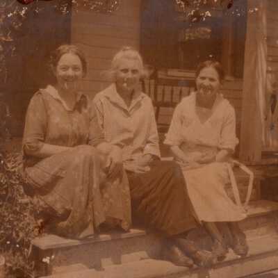Dr. Mary Siler, Mrs. Mathilde Mangold and Mrs. Mouton: Copyright: © Key West Art & Historical Society; Origformat: Print-Photographic