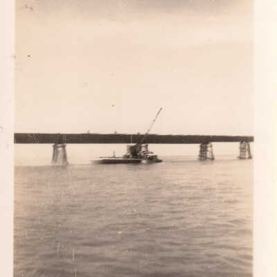 Old Seven Mile Bridge construction