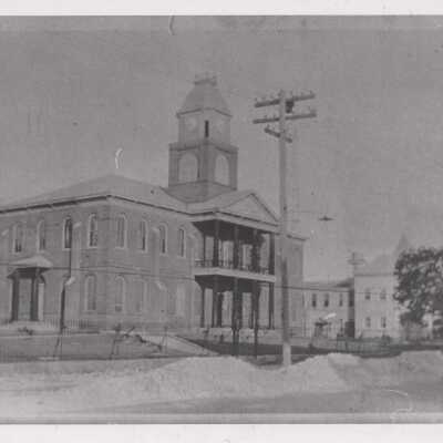 Monroe County Court House around 1895