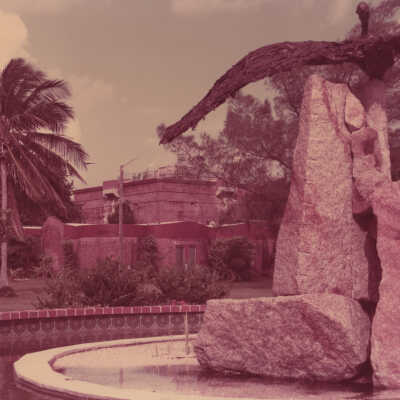 Pelican Statue at East Martello