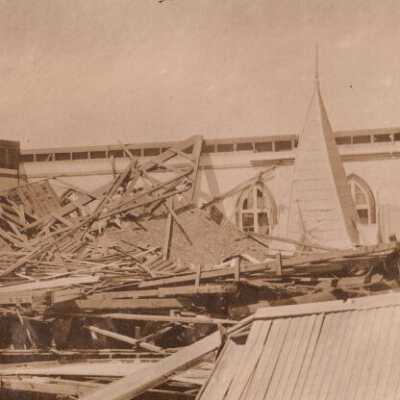 Damaged church: Copyright: © Key West Art & Historical Society; Origformat: Print-Photographic
