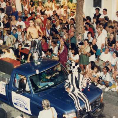 Float number 27 in the parade.