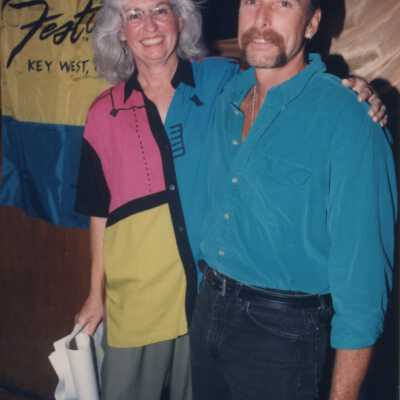 Two unknown people at the award ceremony.