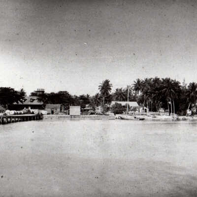 Waterfront of the Custom House