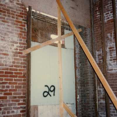 A window labeled number 29.