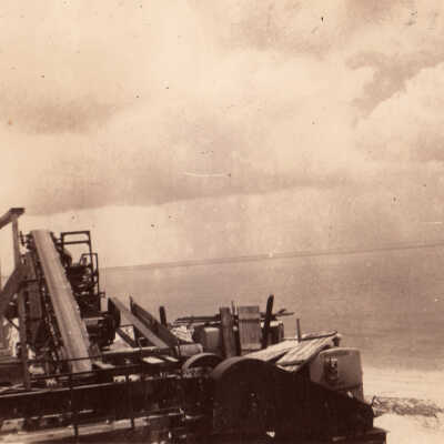Old Seven Mile Bridge construction