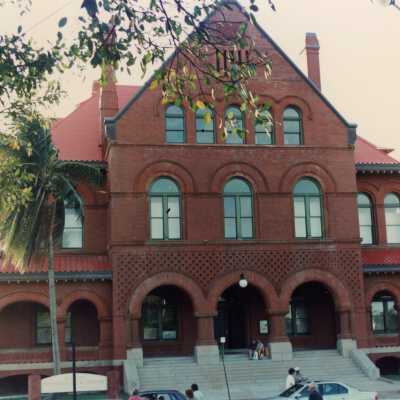 The front of the Custom House.
