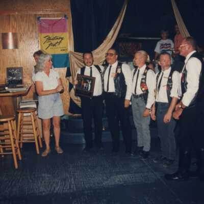 Unknown group of people at the Call of the Wild Awards ceremony.