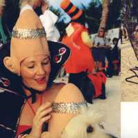 Page 72 and 73 of a magazine blown up and put on glossy paper.