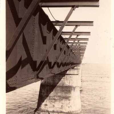 Old Seven Mile Bridge construction