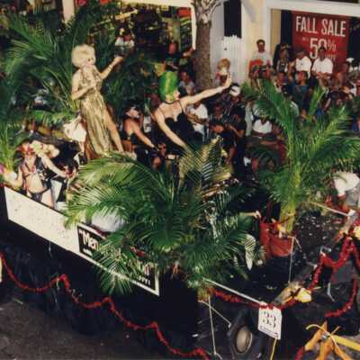 Float number 33 in the parade.