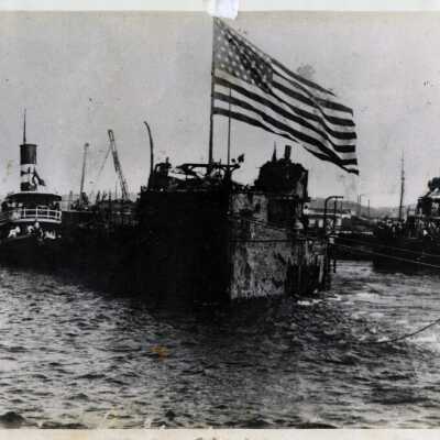 Refloating the U.S.S. MAINE: Copyright: @ Key West Art & Historical Society; Origformat: Print-Photographic