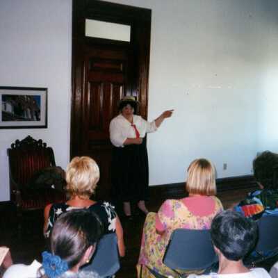 Presentation of Gertrude Stein and Scott Wallace: Copyright: © Key West Art & Historical Society; Origformat: Print-Photographic