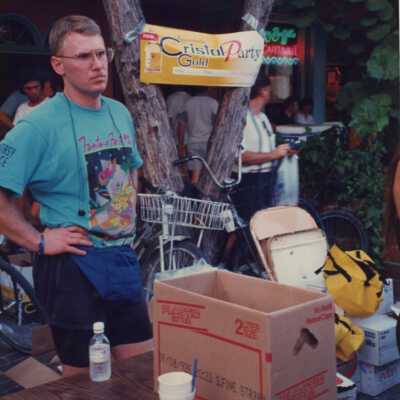 Cristal gold alcohol booth
