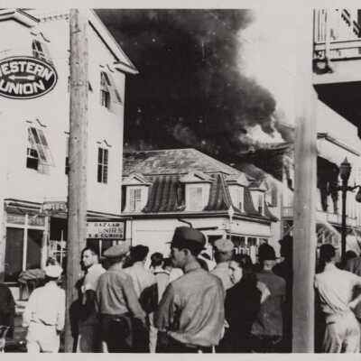 Crowd watching a Duval Street fire