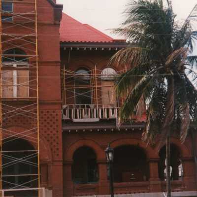 The exterior of the right side.