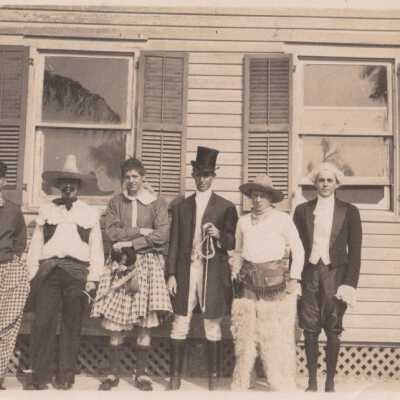 Unknown men in costumes: Copyright: © Key West Art & Historical Society; Origformat: Print-Photographic